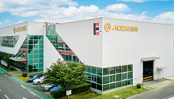 少妇人妻AV毛片在线看三厂区